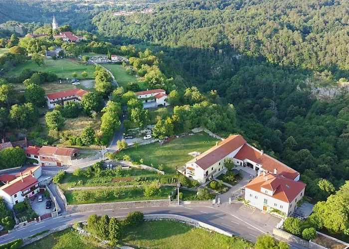 Apartment Apartmaji Znidarcic Divaca