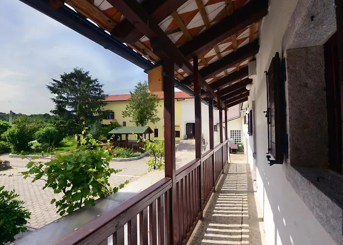 Apartmaji Znidarcic 아파트 *